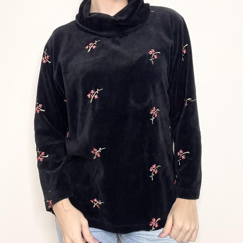 Vintage 70s floral embroidered black turtleneck